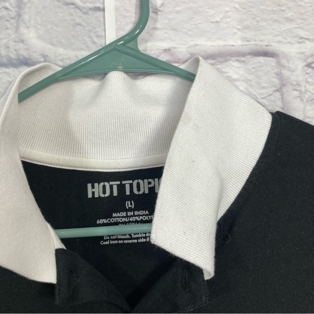 🔥 Vintage Hot Topic Pullover – Bold Statement Piece 🔥 - Picture 7 of 13